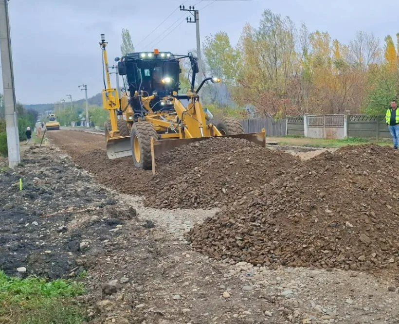 Costel Fotea anunță lucrări ample pe un drum județean din Galați. Când începe asfaltarea