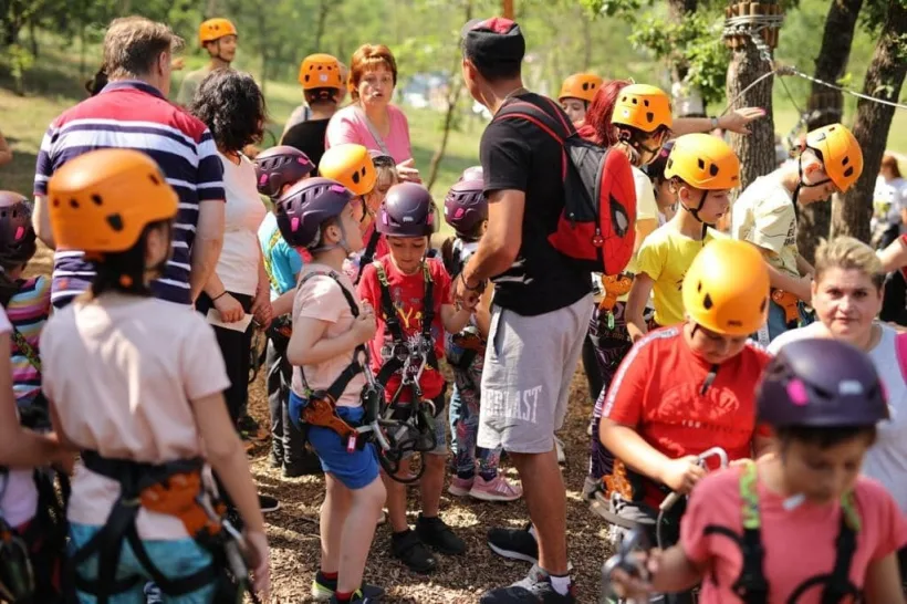 Costel Fotea: Lucrăm la extinderea Parcului de Aventură cu noi atracţii: bobul suspendat, piste de biciclete, locuri de joacă și un turn de căţărare