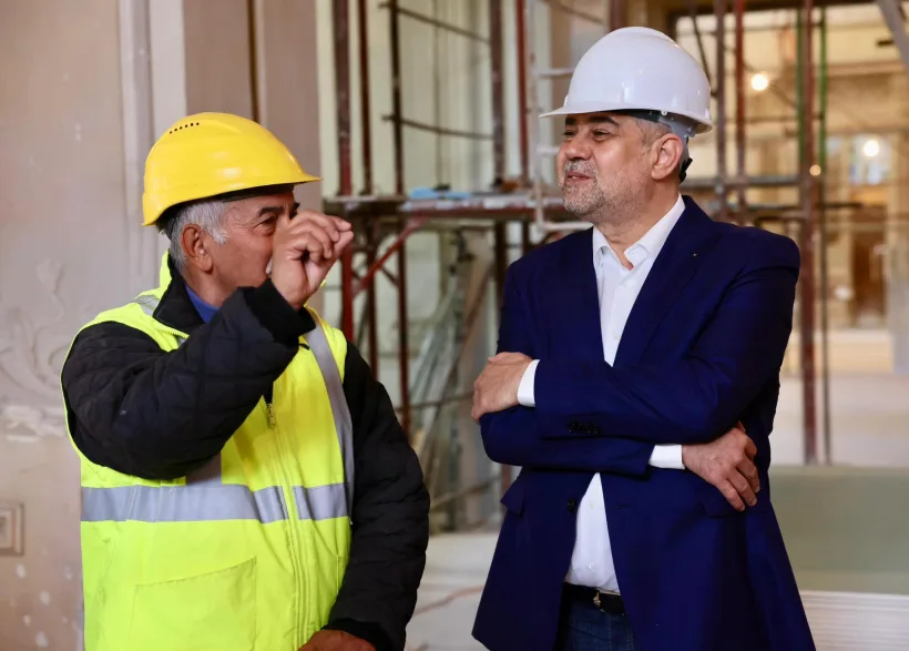 Marcel Ciolacu a vizitat Cazinoul din Constanța: Acest simbol al orașului va fi redat comunității și folosit ca spațiu cultural