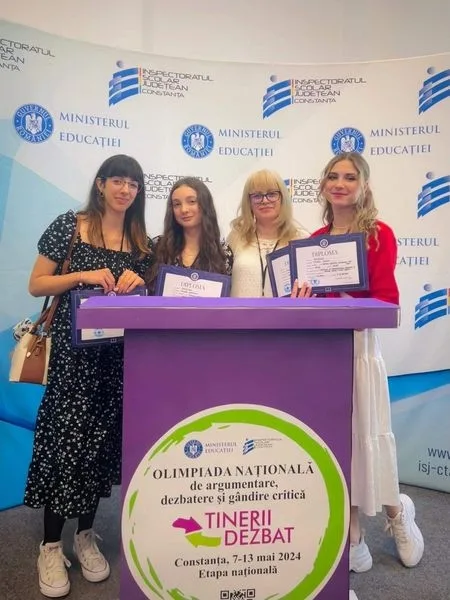 Două mențiuni pentru elevii gălățeni participanți la Olimpiada Națională "Tinerii dezbat"