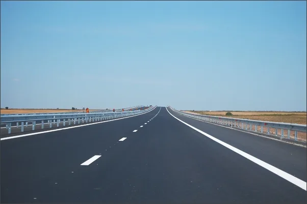 CNAIR: A fost semnat un nou contract finanțat prin PNRR, foarte important pentru asigurarea continuității pe Autostrada Transilvania (A3)!
