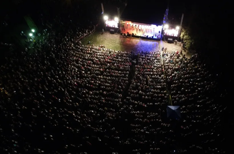 10.000 de oameni fericiți în a doua zi a Festivalului Internațional de Folclor de la Galați