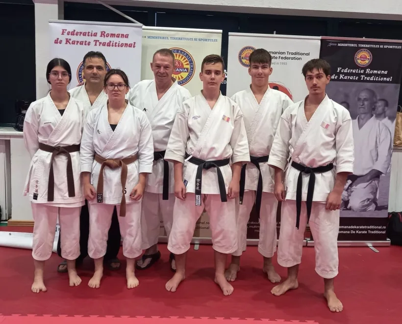 Salbă de 58 de medalii gălățene la Naționale de karate tradițional