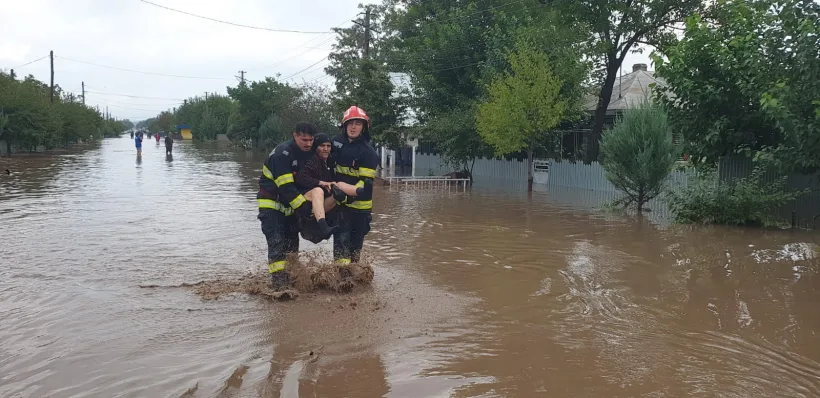 Casa de Asigurări de Sănătate, anunț important pentru sinistrații gălățeni: cei care și-au pierdut cardul de sănătate vor primi adeverințe înlocuitoare!
