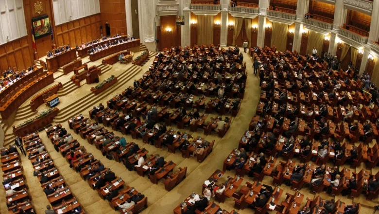 Parlamentul se reunește pentru constituirea nominală a comisiilor SRI, SIE și pentru revoluționari