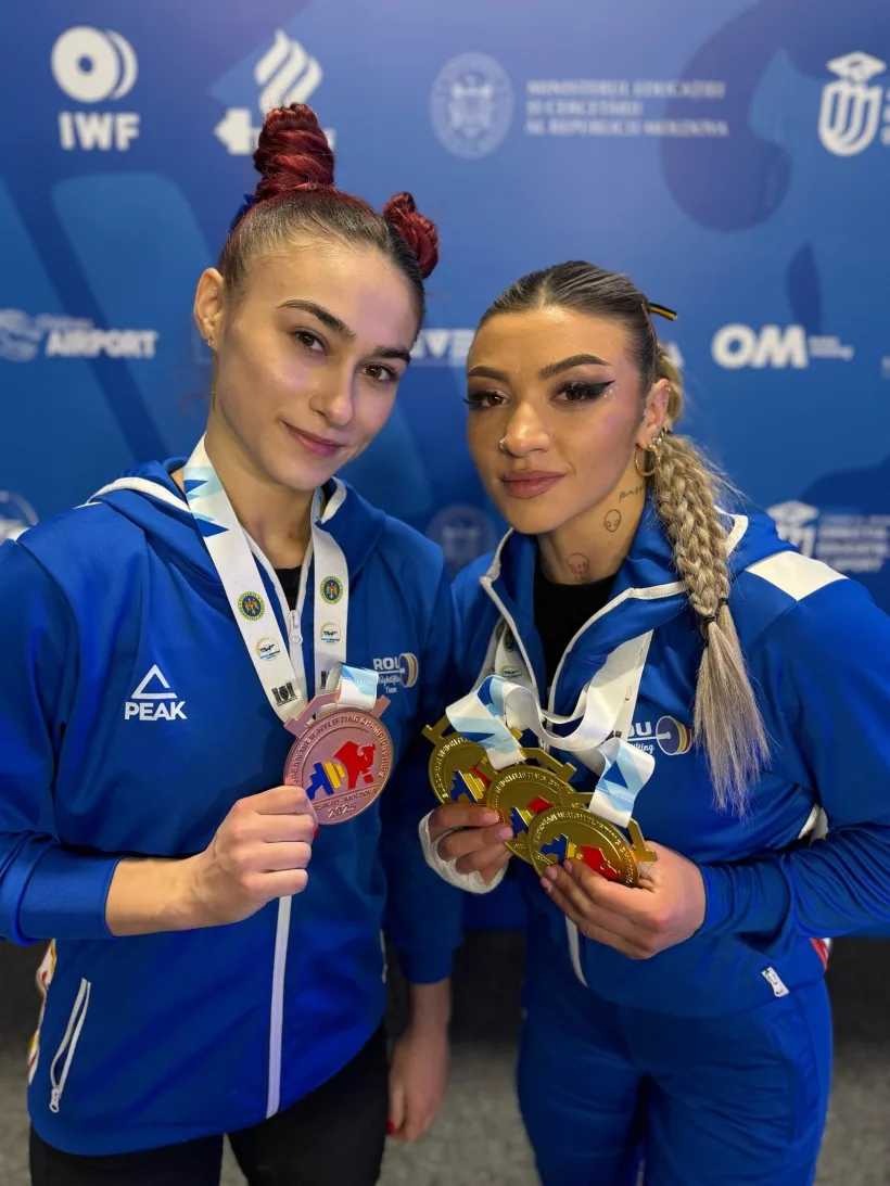 Halterofila Mihaela Cambei, triplă campioană continentală la Chişinău