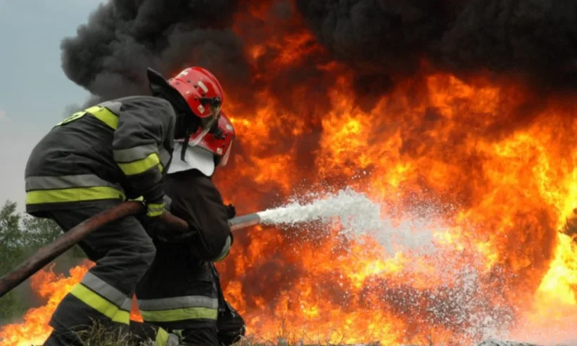 Incendierea intenționată a vegetației, strict interzisă și pasibilă de amenzi foarte mari