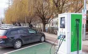 Atenție, șoferi: O nouă aplicație pentru încărcarea mașinilor electrice