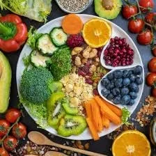 Vitamine și minerale esențiale pentru bărbații trecuți de 45 de ani