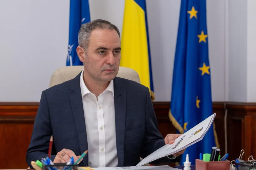 Ministrul Finanțelor a cerut Consiliului Concurenței să verifice cum calculează prețurile marii retaileri: „Unele prețuri se rotunjesc”