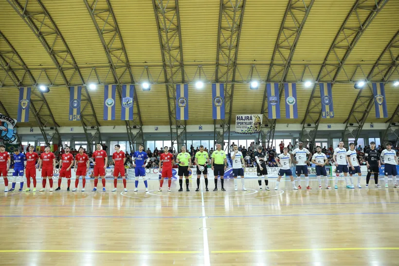 Primul joc oficial pentru United