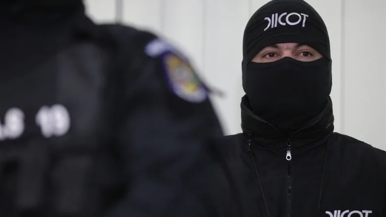 DIICOT arestează un spion al Rusiei. Un român este acuzat pentru trădare după ce acesta ar fi vândut secrete militare Rusiei
