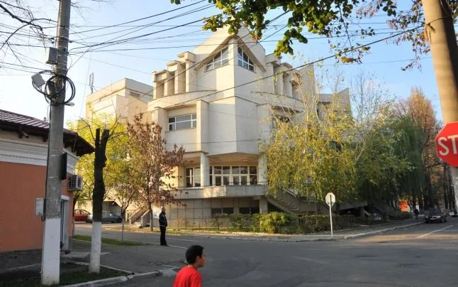Casele de cultură ale studenților, transferate către autoritățile locale și Ministerul Educației