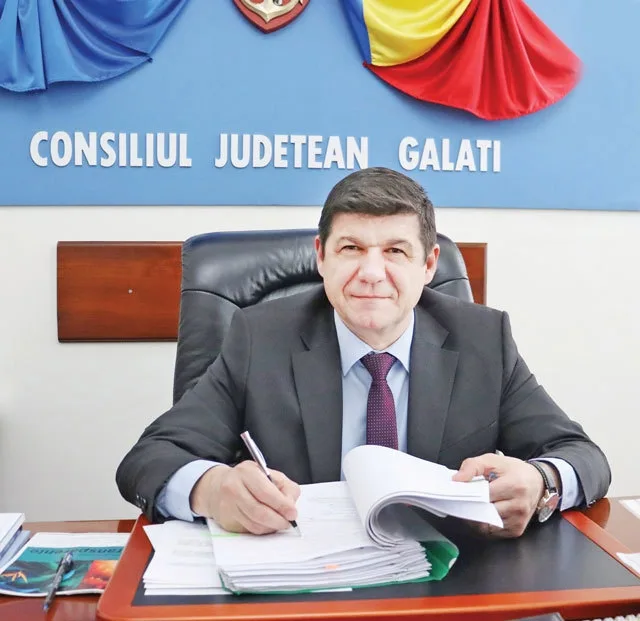 Costel Fotea: „Ne ținem de cuvânt. Noul pod de pe DJ 253 prinde contur”