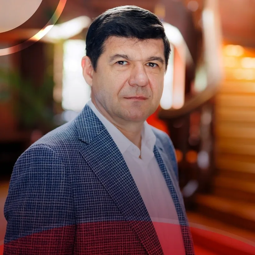 Costel Fotea: Toamna prinde culoare la Galați: peste 2.000 de crizanteme în expoziția anuală a Grădinii Botanice