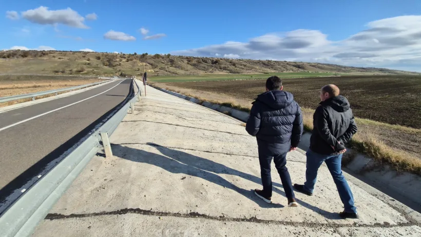 Investiție de 2,2 milioane de lei pentru siguranța rutieră: Costel Fotea anunță finalizarea lucrărilor de refacere a DJ 242 și a podului afectat de viituri