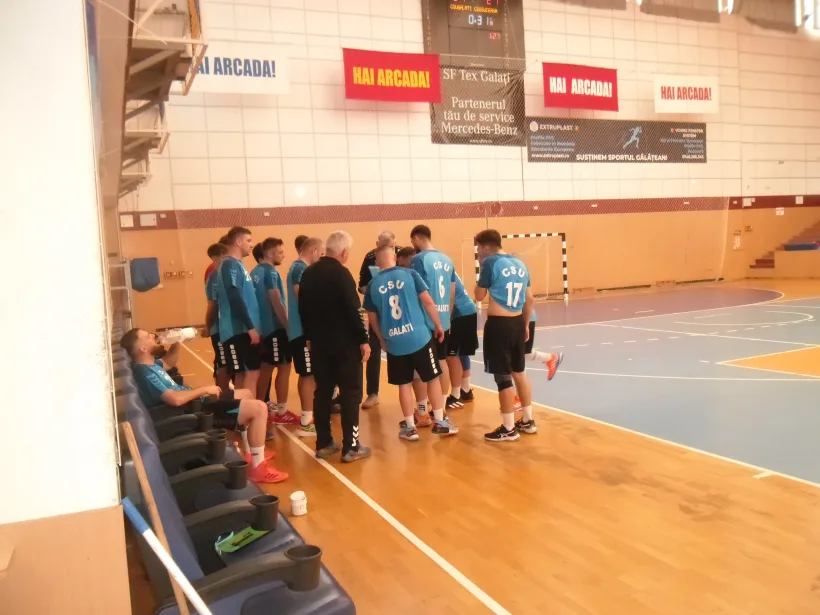 Handbaliştii de la CSU Galaţi au urcat pe locul 5