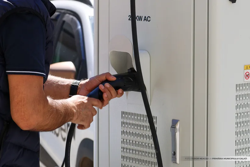 Transportul electric prinde viteză în Galați: noi stații pentru mașini și autobuze ecologice