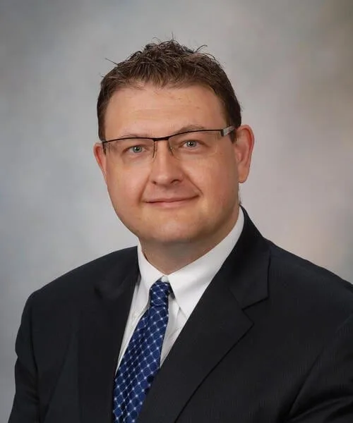 Un profesionist român de la Clinica Mayo, răspunde întrebărilor de specialitate gălățenilor de la UDJG