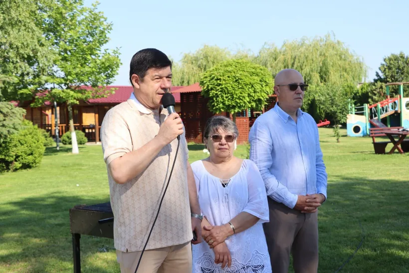 Costel Fotea a deschis concursul de pescuit pentru nevăzători: peste 100 de participanți din trei țări