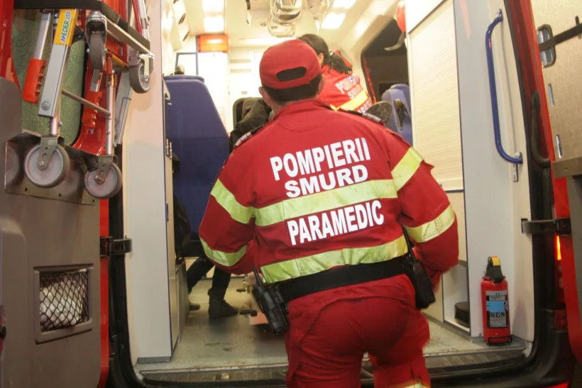Accident în Matca: o fetiță de 8 ani, aflată pe bicicletă, a fost lovită de un autoturism