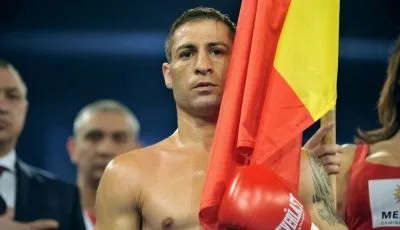 Boxerul Viorel Simion are meci cu centura WBO Internaţional pe masă