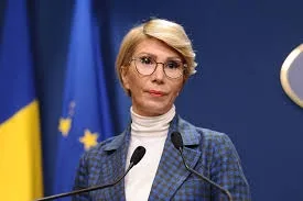 Ministrul Muncii: "Reluăm verificarea anchetelor sociale ale primăriilor"