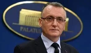 Cîmpeanu: "Vaccinarea este un act medical confidențial, nu există niciunde și la nimeni situația profesorilor vaccinați sau programați"