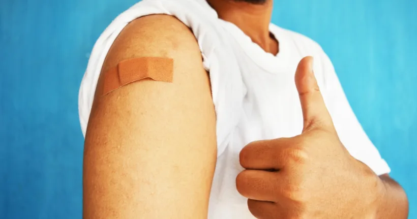 Pozitivi și decedați după vaccinare