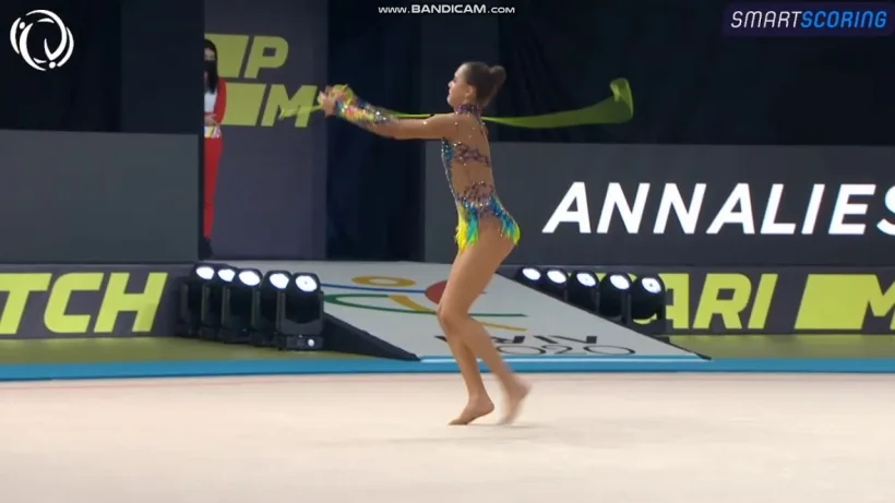 Gimnasta Annaliese Drăgan, la un pas de medalie la Cupa Mondială