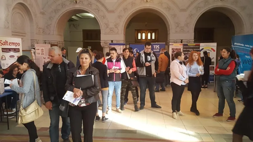 Absolvenții din Galați și Tecuci, așteptați la Bursa locurilor de muncă din 14 octombrie