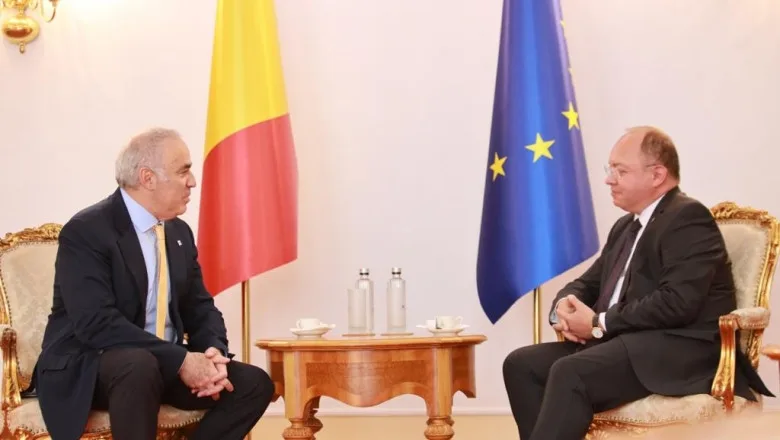 Bogdan Aurescu s-a întâlnit cu Garry Kasparov