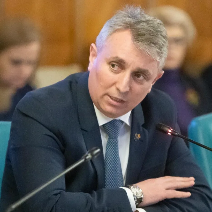 Ministrul de Interne Lucian Bode: Nu ne victimizăm şi nu vom ceda, mergem înainte cu fruntea sus!