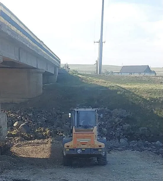 Ample investiții în localitatea Ghidigeni, din județul Galați: un vechi pod este reabilitat
