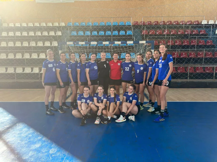 Junioarele de la CSM Galați participă la Cupa Fun Sports la Brașov