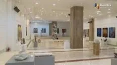 O expoziţie despre formă, textură şi culoare s-a deschis la Bucureşti