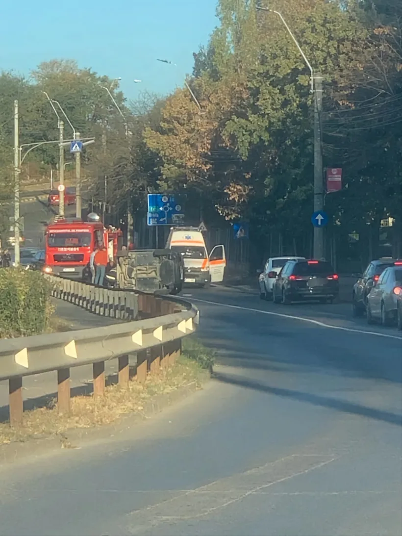 Accident pe Faleza Dunării din Galați: două femei rănite
