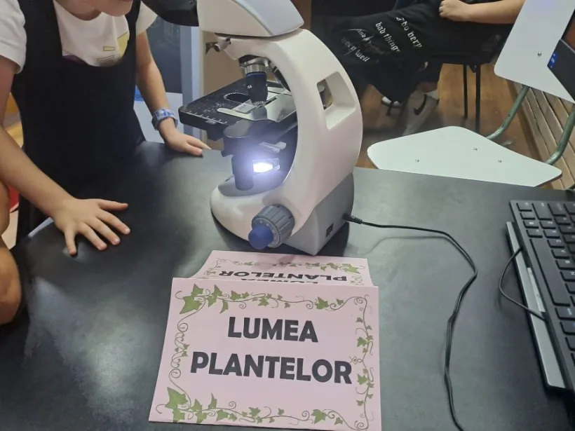 Experimente, roboți și imprimare 3D la Galați. Universitatea „Dunărea de Jos” pregătește Noaptea Cercetătorilor Europeni