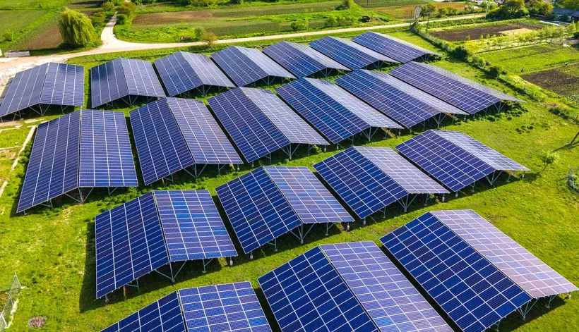 Parc fotovoltaic pe locul fostei gropi de gunoi din Galați. Când va fi gata investiția de 25 de milioane de lei