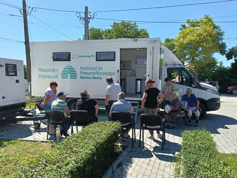 Peste 1.900 de gălățeni, din 21 de localități, au beneficiat de screening pulmonar gratuit