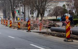 Ample lucrări pe strada Domnească, din Galați: se montează o rețea nouă de apă