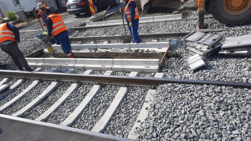 Trecerile la nivel cu calea ferată din Galați și Constanța vor fi reparate de Arcada Company